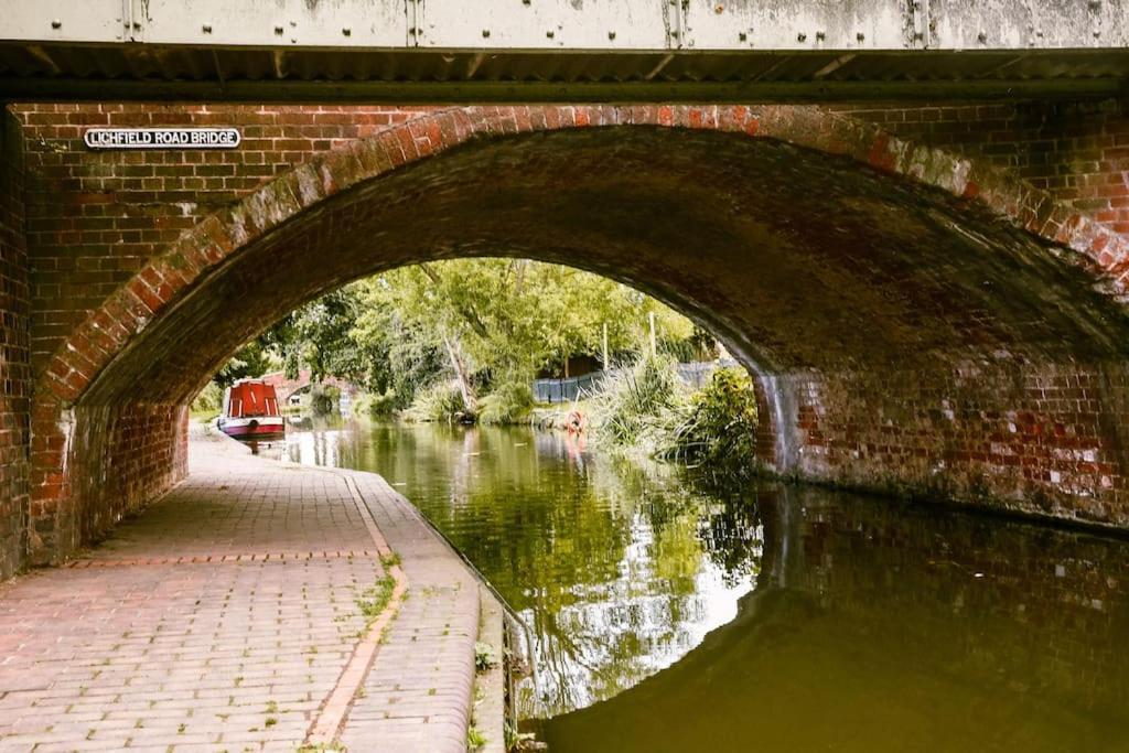 Hidden Gem Canal Facing Retreat With Lovely Walks Hopwas Extérieur photo